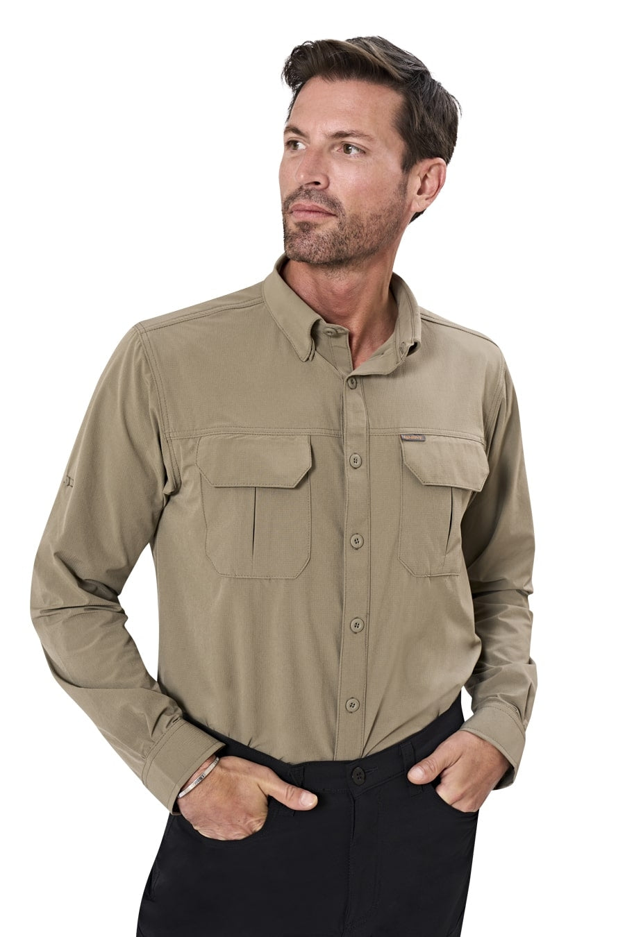 Beiges Outdoorhemd mit Knopfleiste, zwei Brusttaschen und langen Ärmeln
