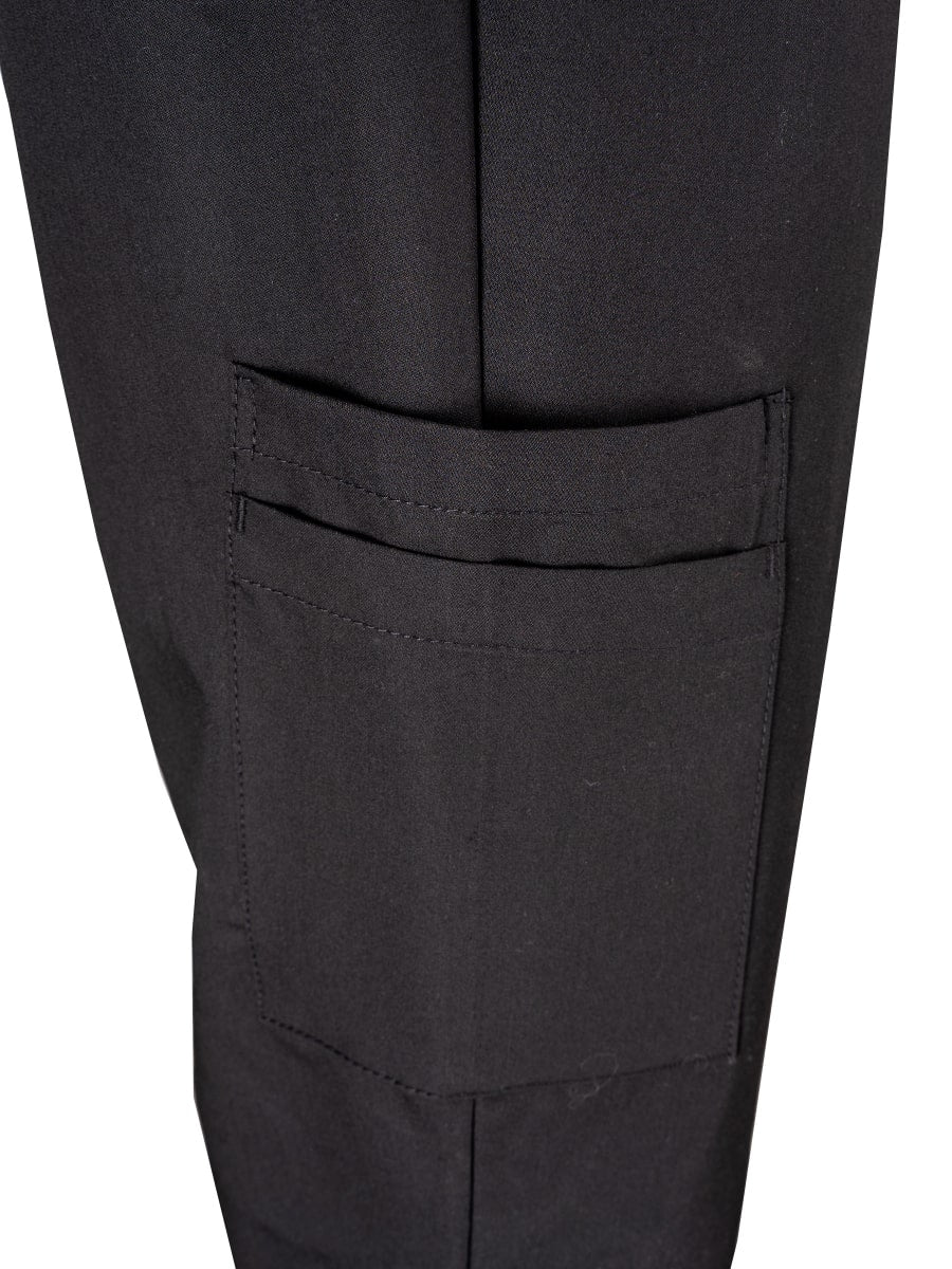 Schwarze Scrub-Hose mit Pattentasche am Oberschenkel