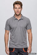 Antrazitfarbenes Poloshirt mit kurzer Knopfleiste und kurzem Arm