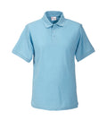 Hellblaues Poloshirt mit kurzen Ärmeln und Knopfleiste am Kragen