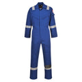 Blauer flammhemmender Overall mit Knopfleiste, Taschen und reflektierenden Streifen an Armen und Beinen
