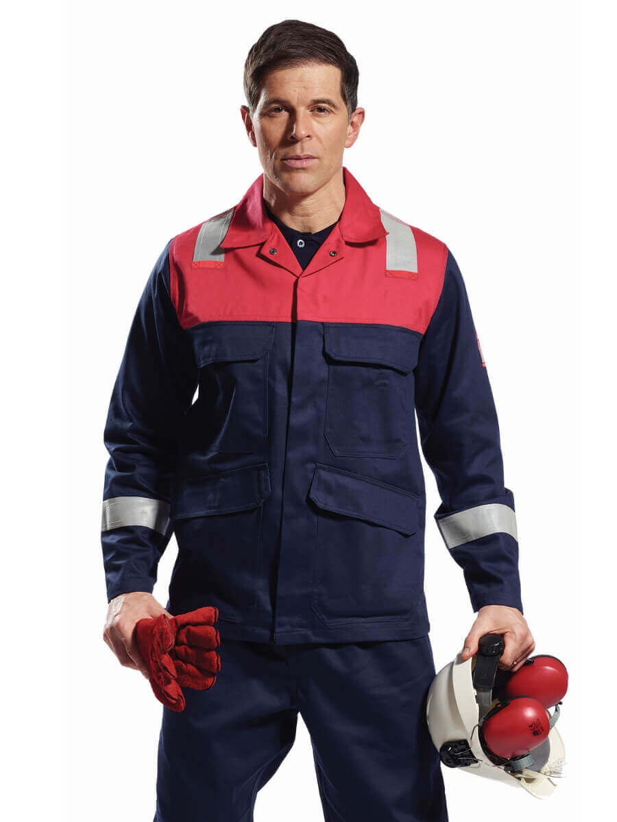 Flammschutzjacke marineblau mit roten Frontpartien, reflektierenden Ärmeln und Brusttaschen
