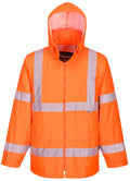 Warnschutz-Regenjacke in leuchtendem Orange mit reflektierenden Streifen und Kapuze