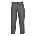 Graue Hose mit Reißverschluss und zwei Cargotaschen